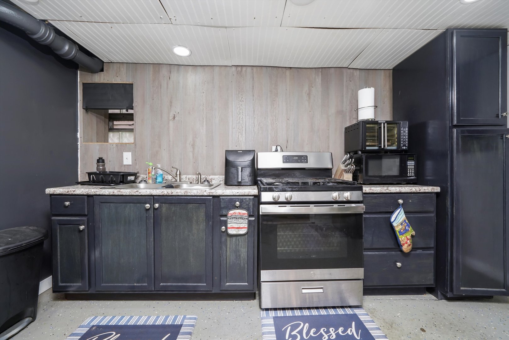 417 Cornell Avenue, Calumet City, IL 60409