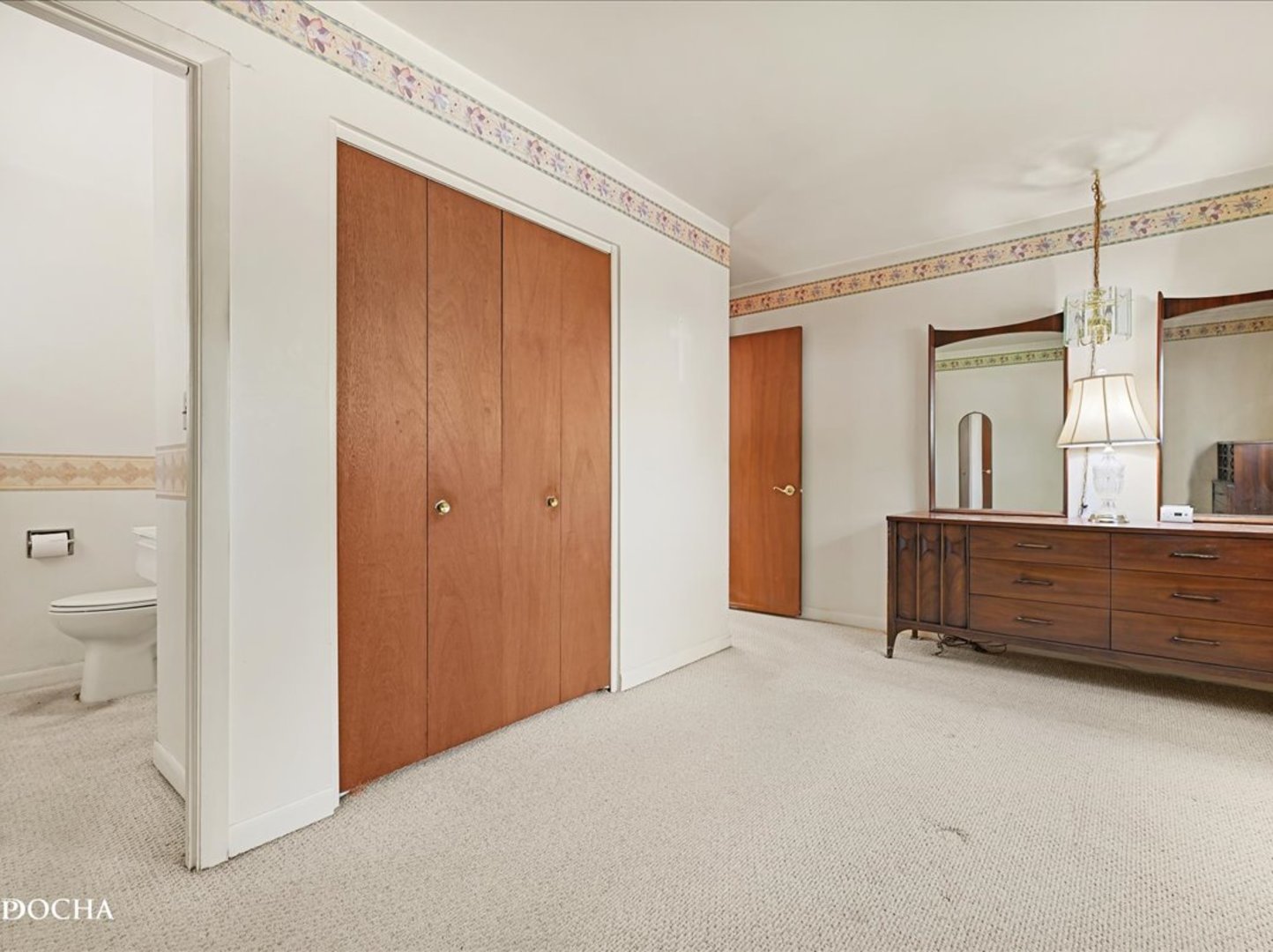 2712 Mohawk Avenue, Woodridge, IL 60517