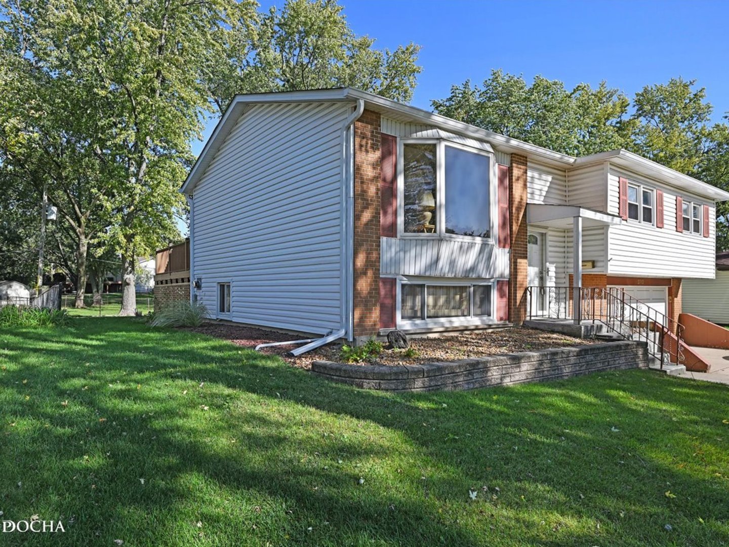 2712 Mohawk Avenue, Woodridge, IL 60517