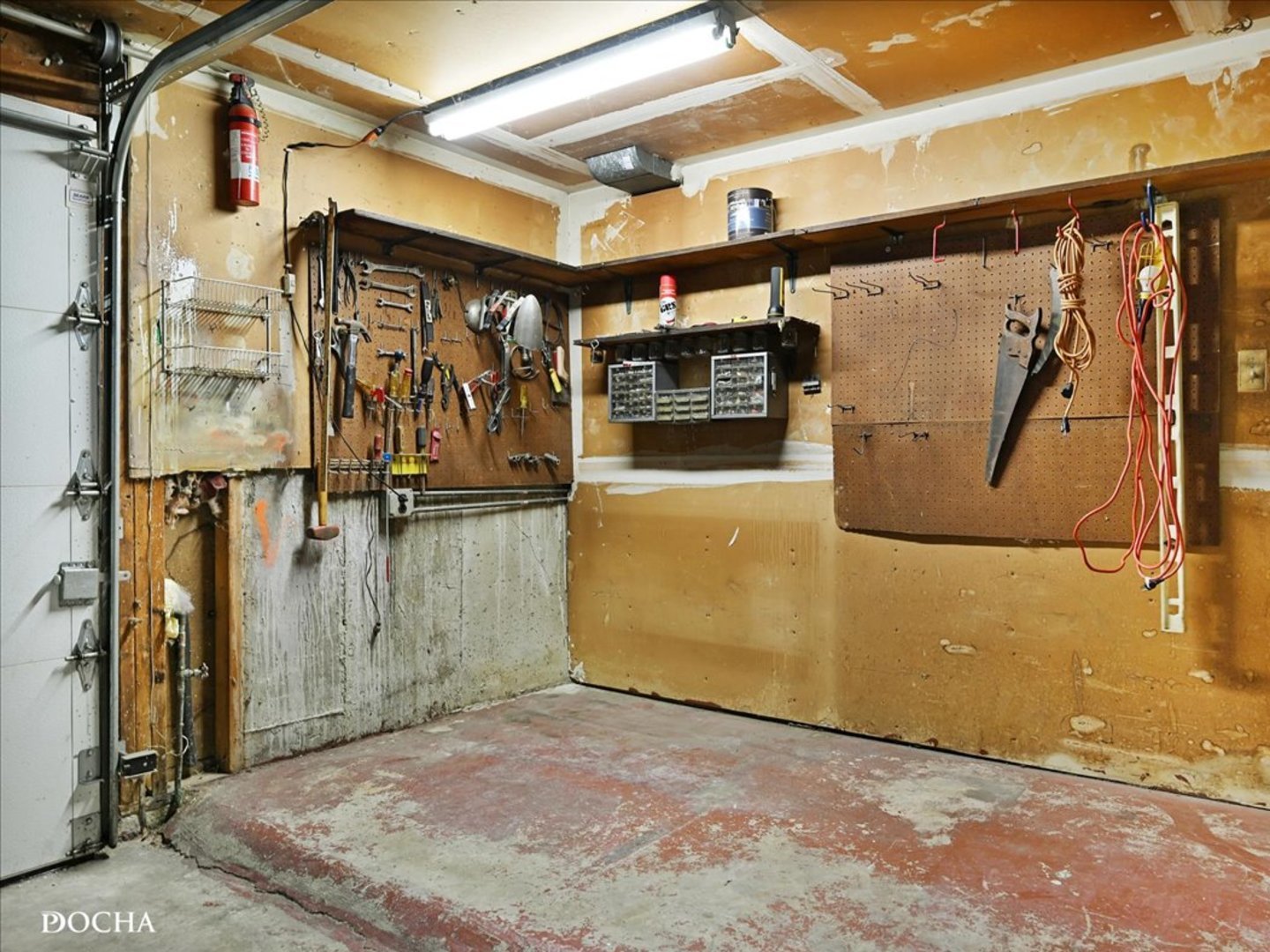 2712 Mohawk Avenue, Woodridge, IL 60517