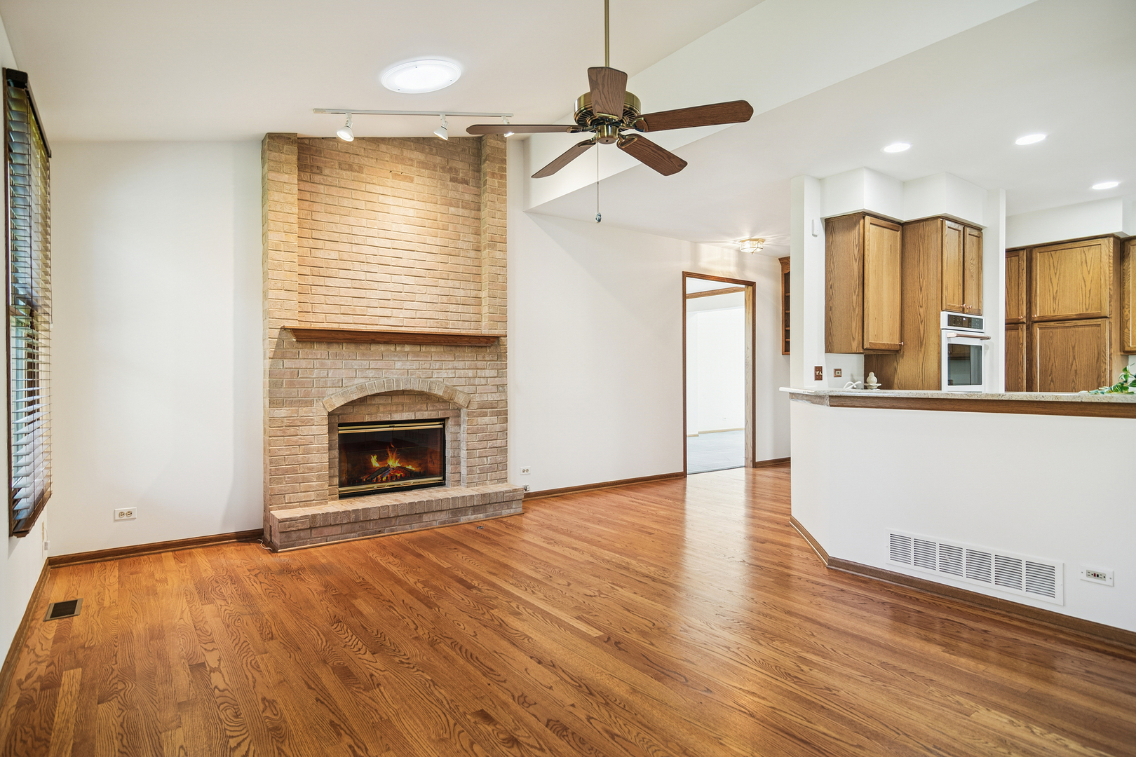 603 Ridgewood Drive, Antioch, IL 60002