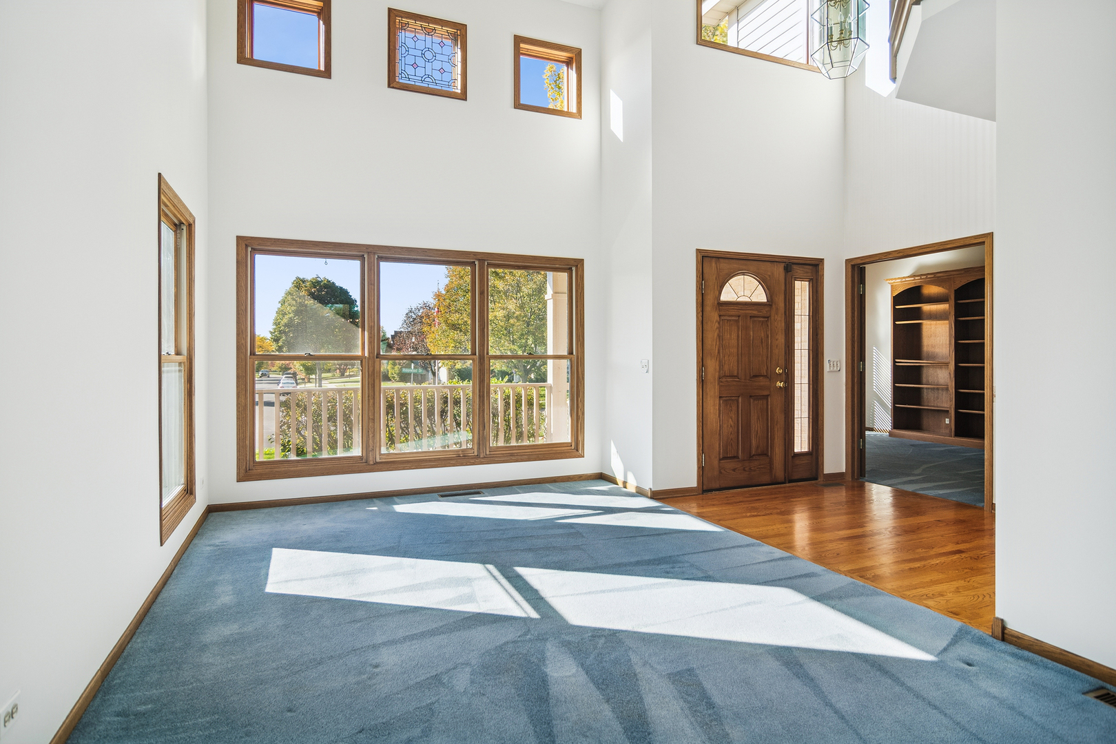 603 Ridgewood Drive, Antioch, IL 60002