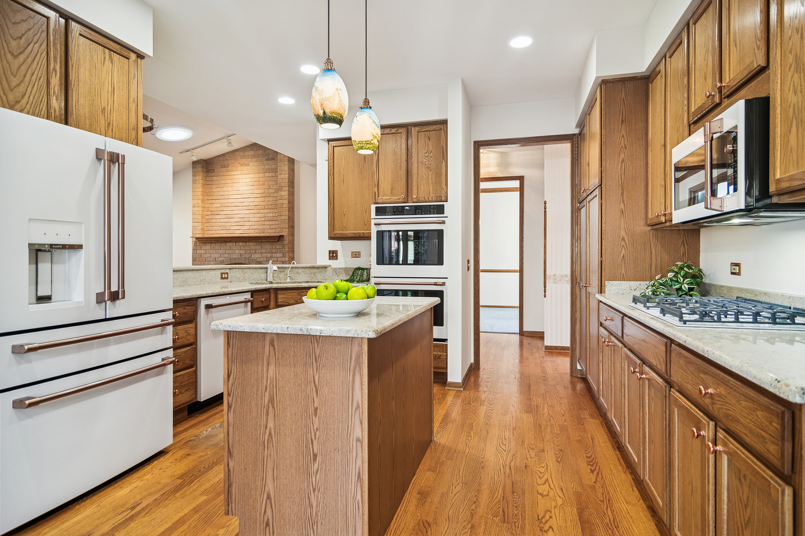 603 Ridgewood Drive, Antioch, IL 60002