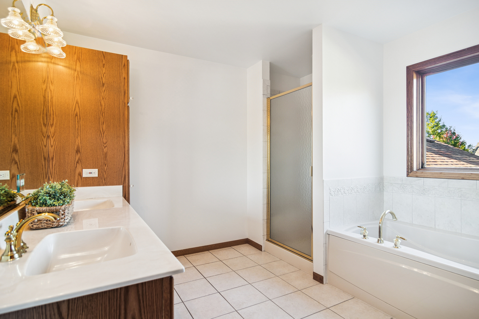 603 Ridgewood Drive, Antioch, IL 60002