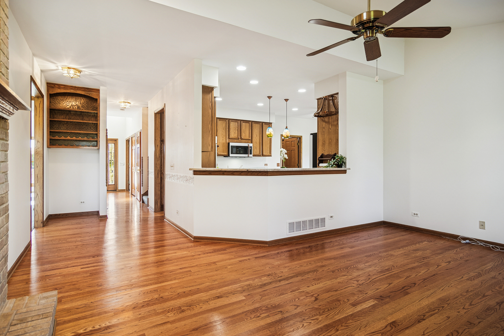 603 Ridgewood Drive, Antioch, IL 60002