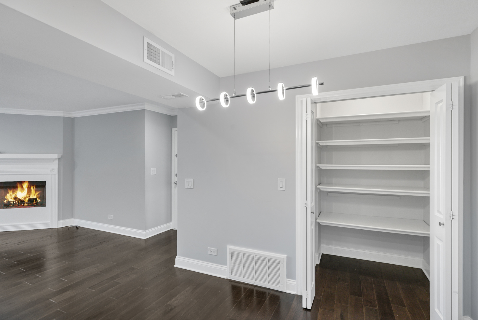 722 Tipperary Court #3D, Schaumburg, IL 60193