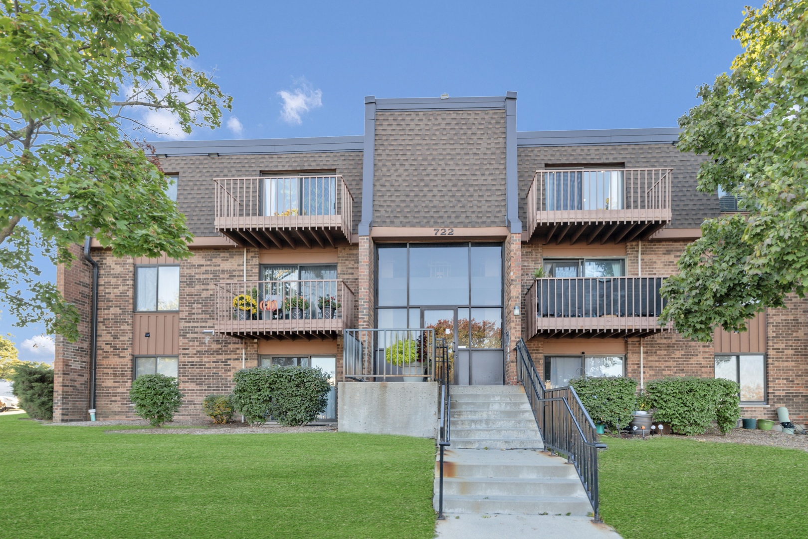 722 Tipperary Court #3D, Schaumburg, IL 60193