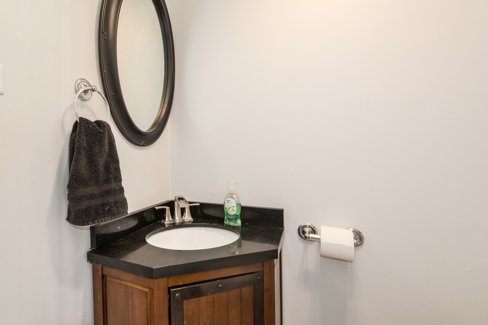 2004 Farnham Court, Schaumburg, IL 60194