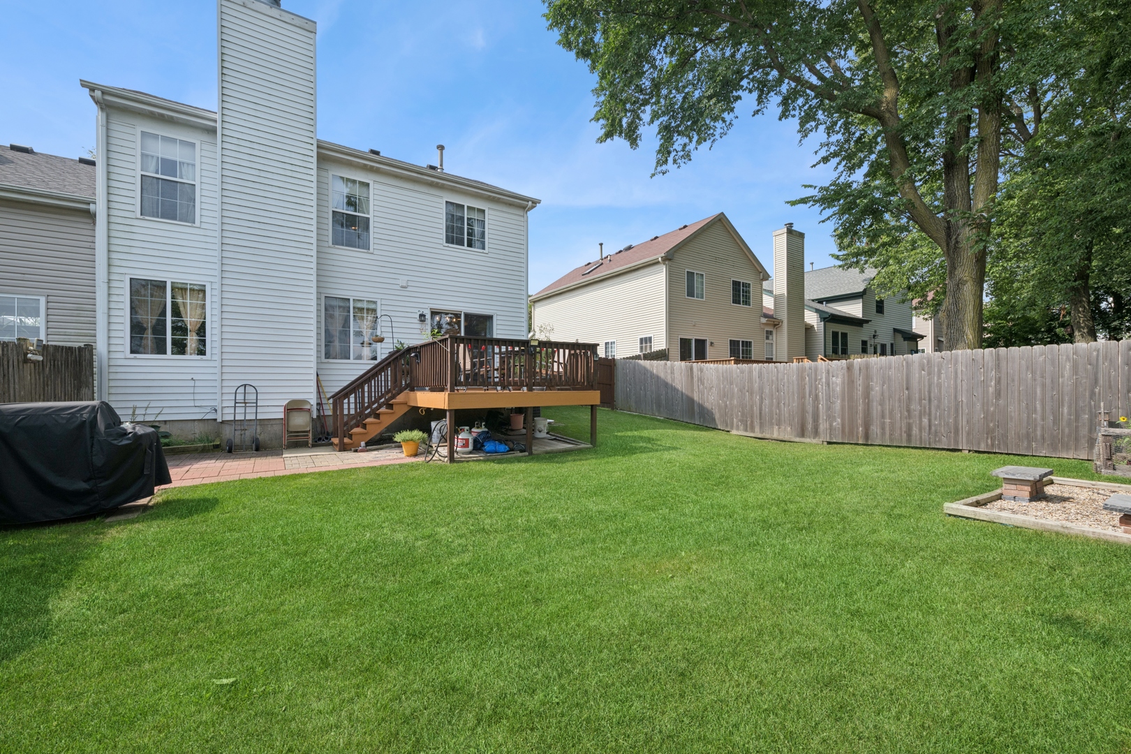 1216 Kensington Drive, Mundelein, IL 60060