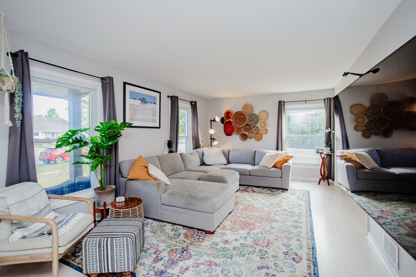 207 Schreiber Avenue, Roselle, IL 60172