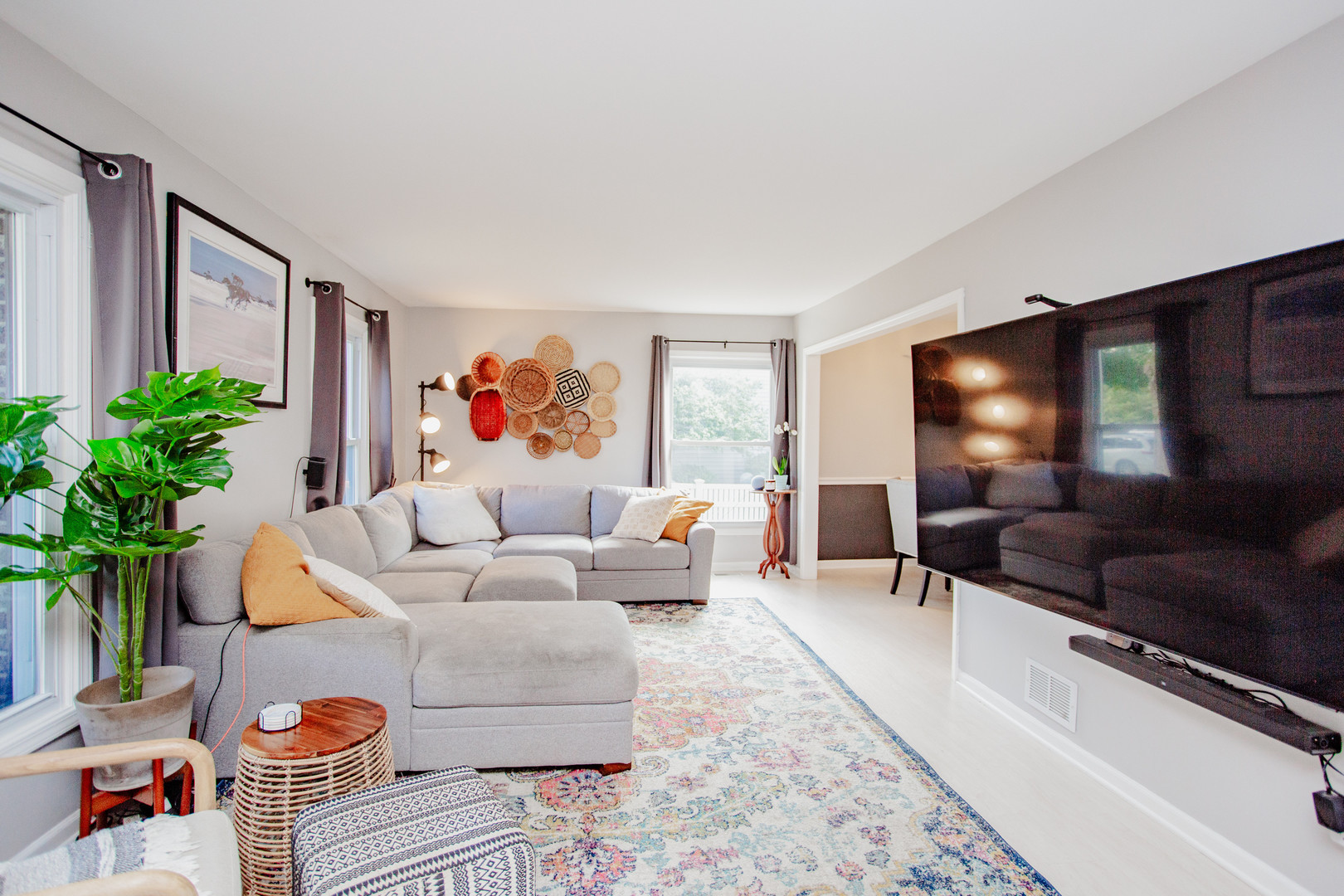 207 Schreiber Avenue, Roselle, IL 60172