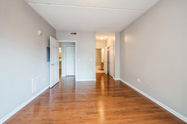 1479 N Milwaukee Avenue #203, Libertyville, IL 60048