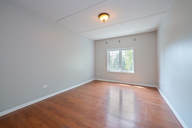 1479 N Milwaukee Avenue #203, Libertyville, IL 60048