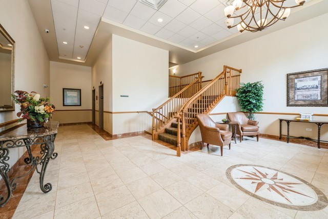 1479 N Milwaukee Avenue #203, Libertyville, IL 60048