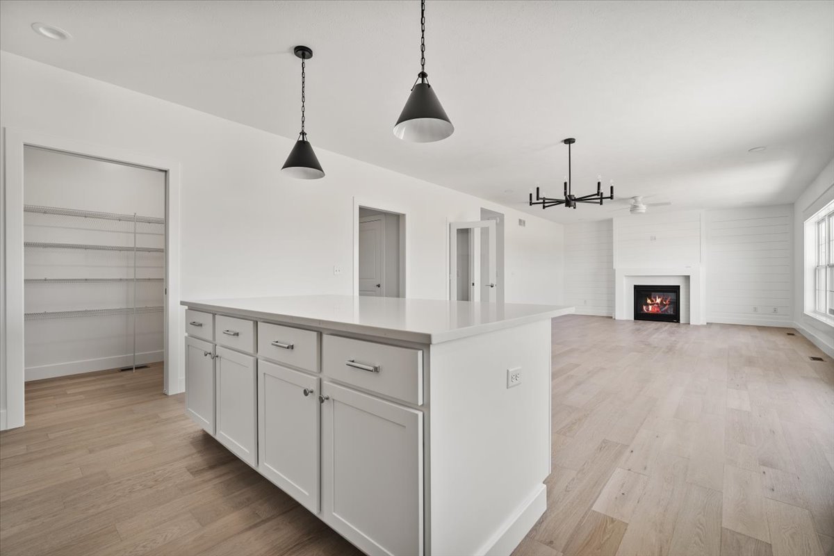 24 Stonehouse Court, Bloomington, IL 61705