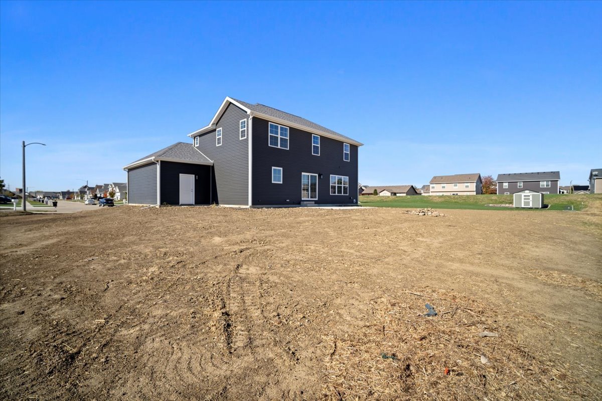 24 Stonehouse Court, Bloomington, IL 61705