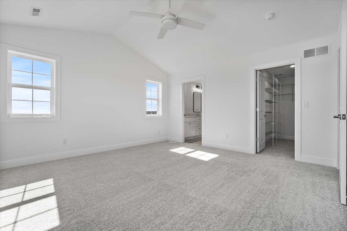 24 Stonehouse Court, Bloomington, IL 61705