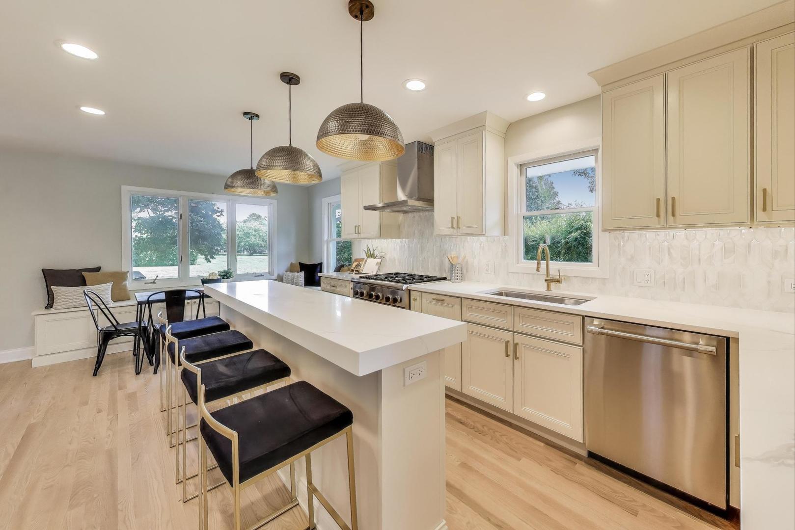 2408 Cumberland Circle, Long Grove, IL 60047