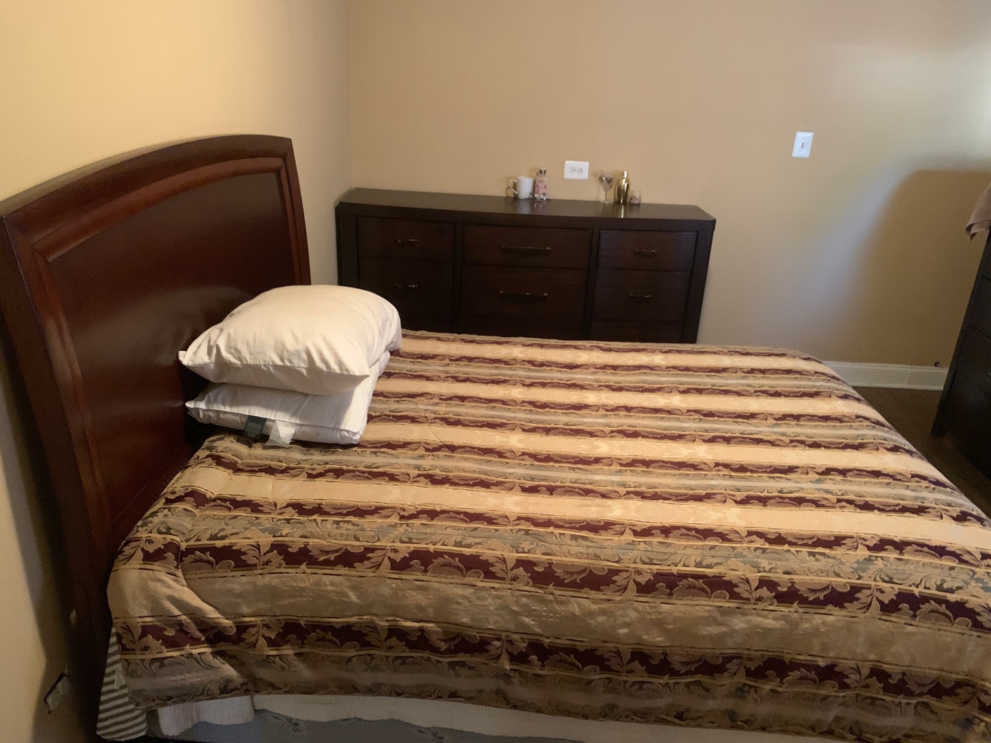 5310 S Archer Avenue #1R, Chicago, IL 60632