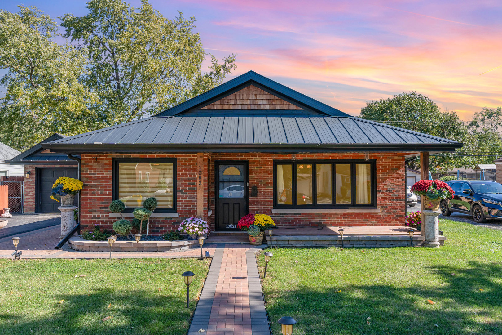 10821 Princess Avenue, Chicago Ridge, IL 60415