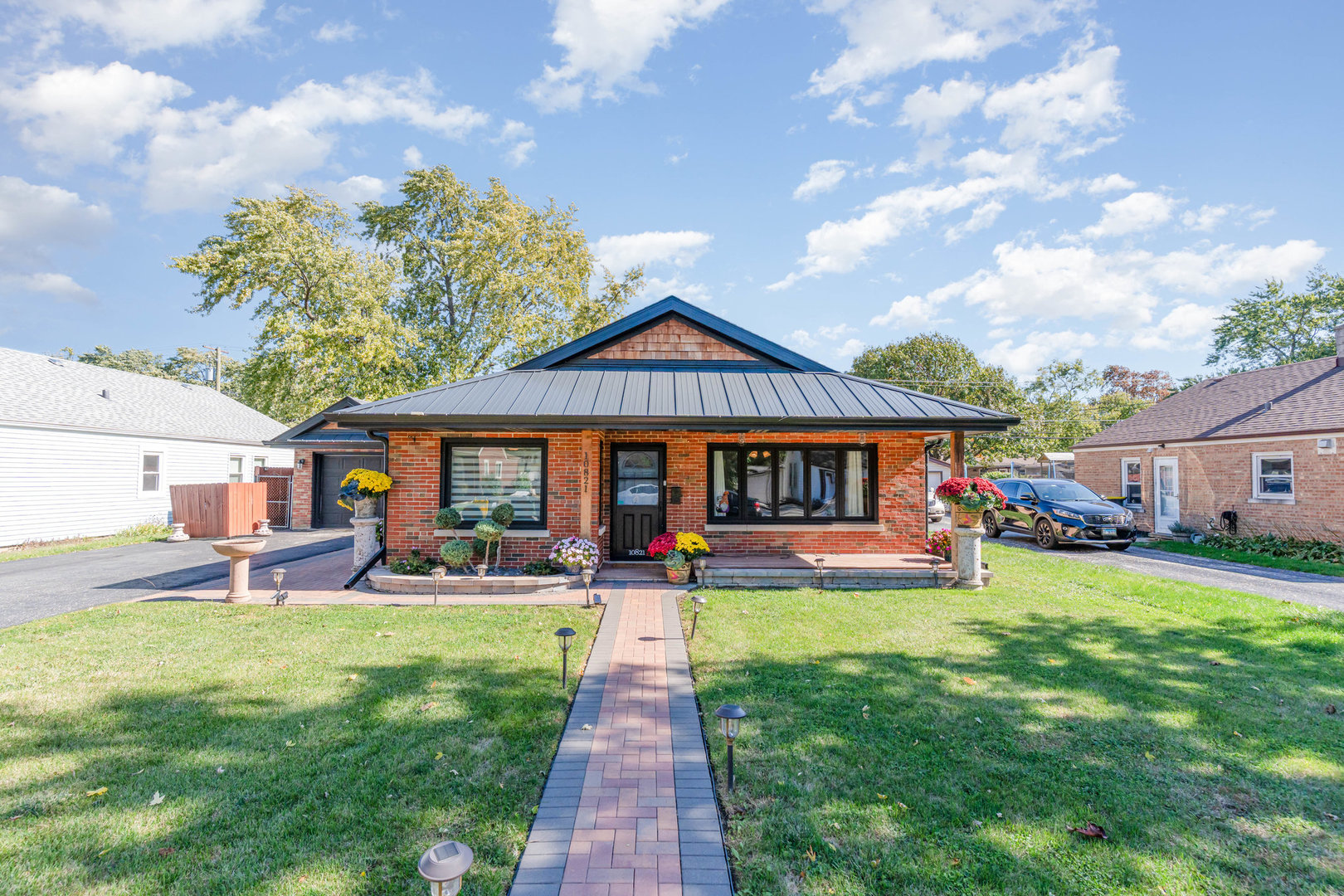 10821 Princess Avenue, Chicago Ridge, IL 60415