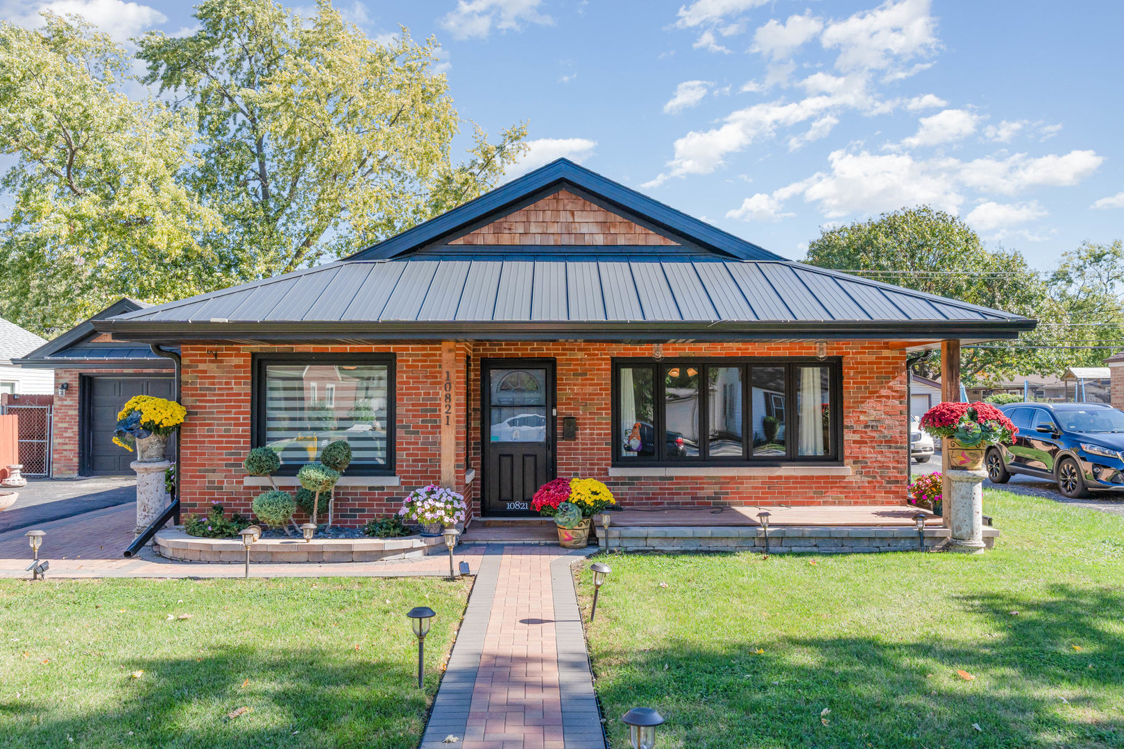 10821 Princess Avenue, Chicago Ridge, IL 60415