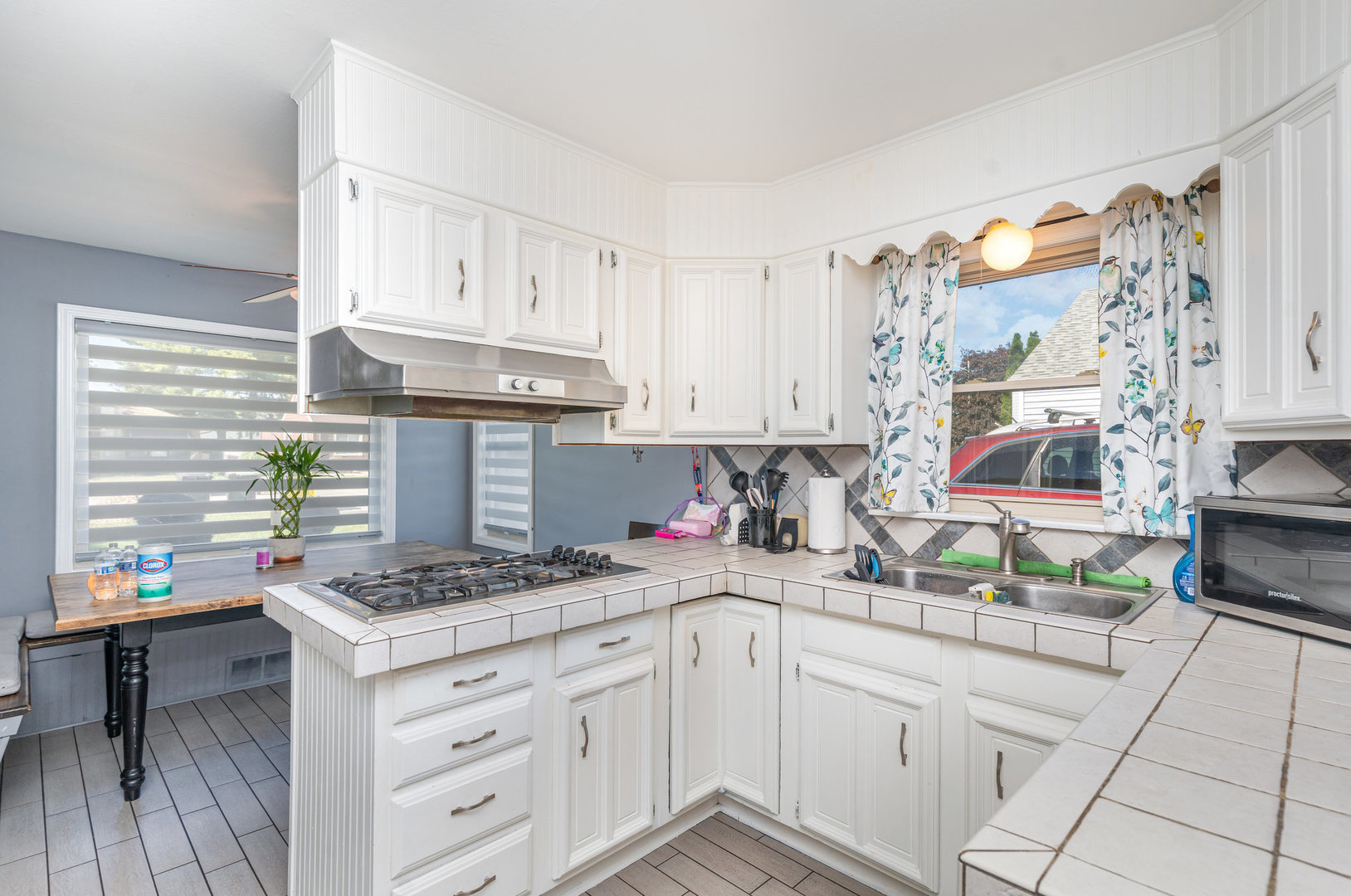 10821 Princess Avenue, Chicago Ridge, IL 60415