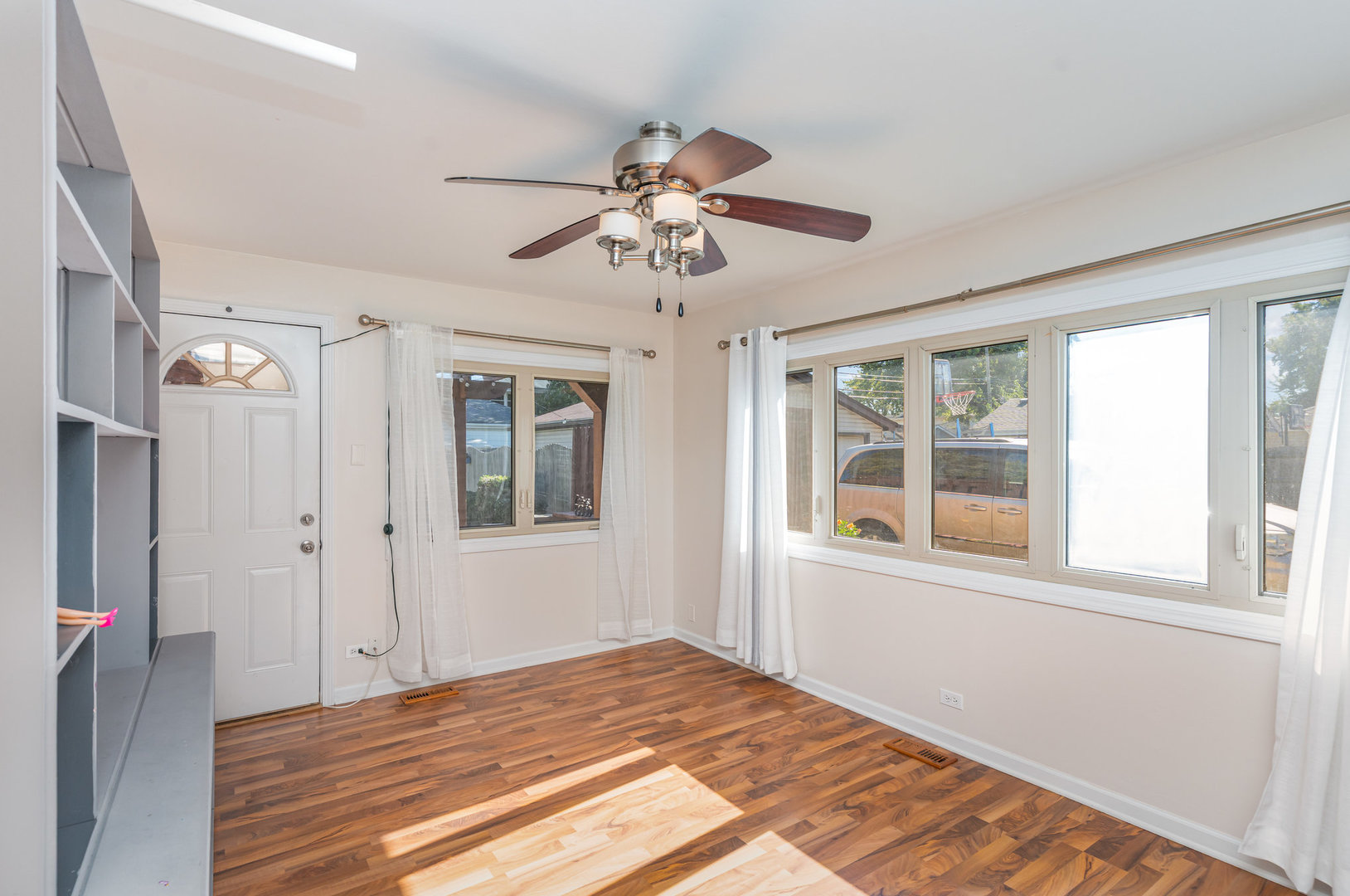 10821 Princess Avenue, Chicago Ridge, IL 60415