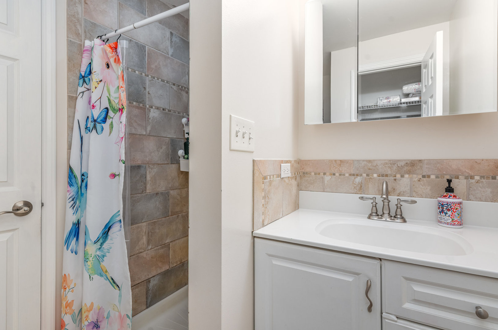 10821 Princess Avenue, Chicago Ridge, IL 60415