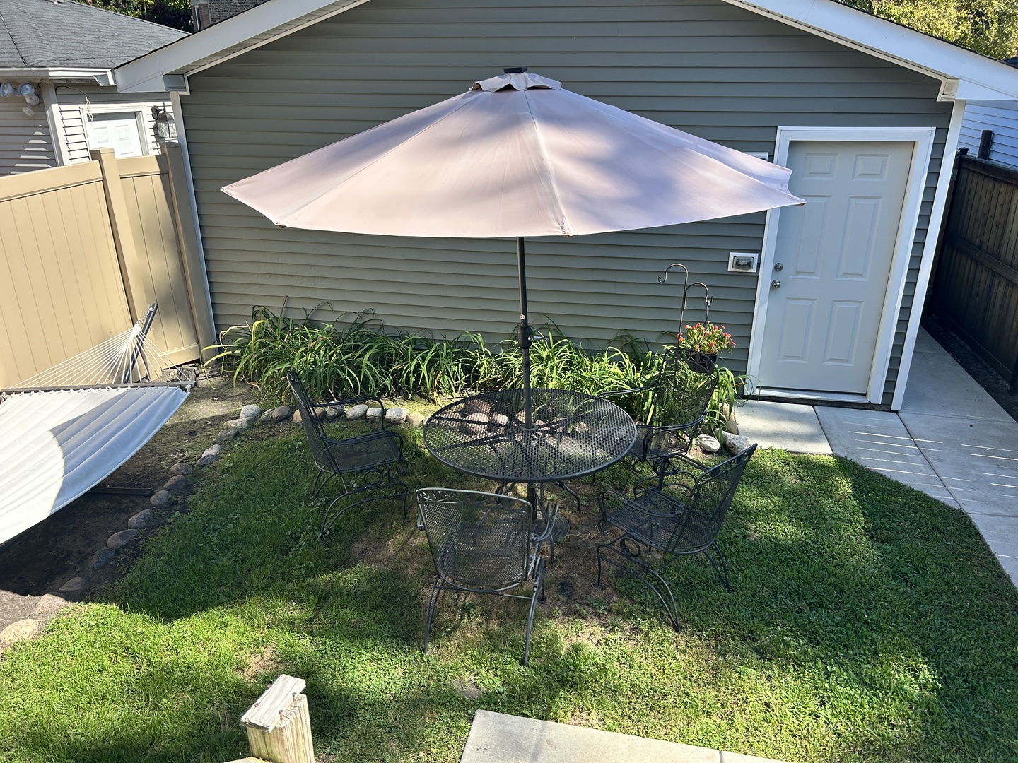 5419 N Ravenswood Avenue #2, Chicago, IL 60640