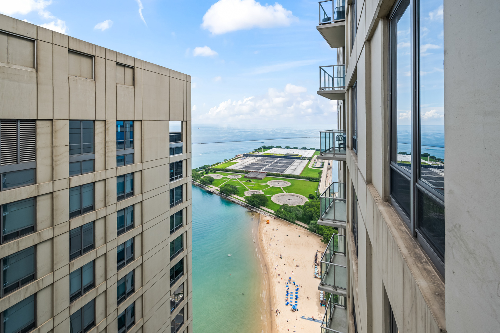 600 N Lake Shore Drive #4209, Chicago, IL 60611