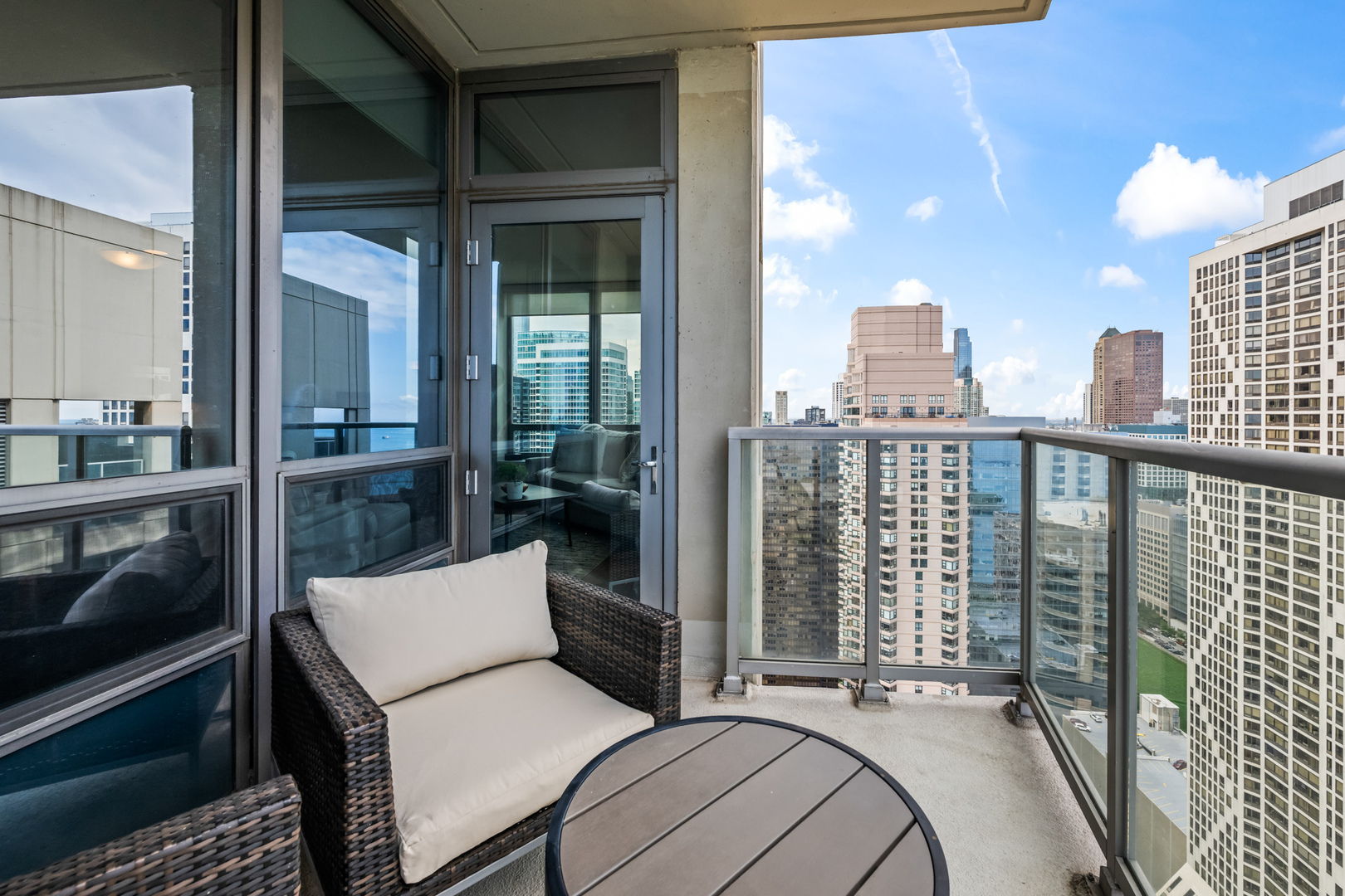 600 N Lake Shore Drive #4209, Chicago, IL 60611