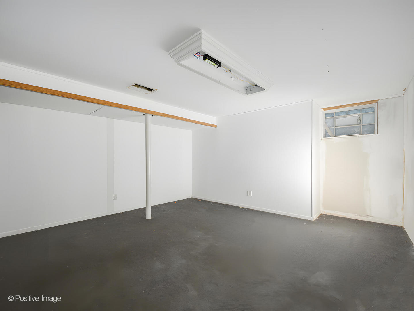 18646 Palmer Circle, Homewood, IL 60430