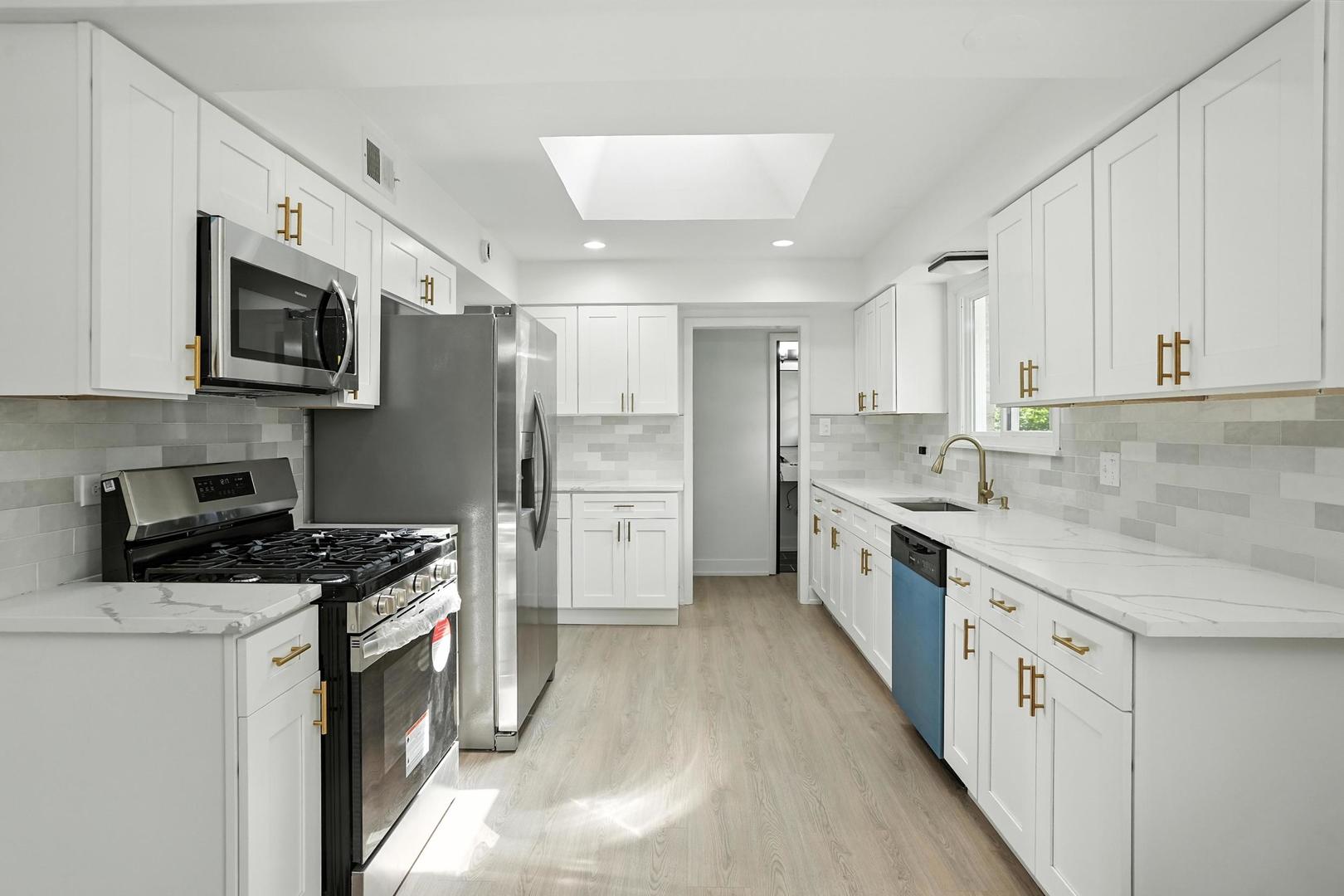 505 Betty Lane, South Holland, IL 60473