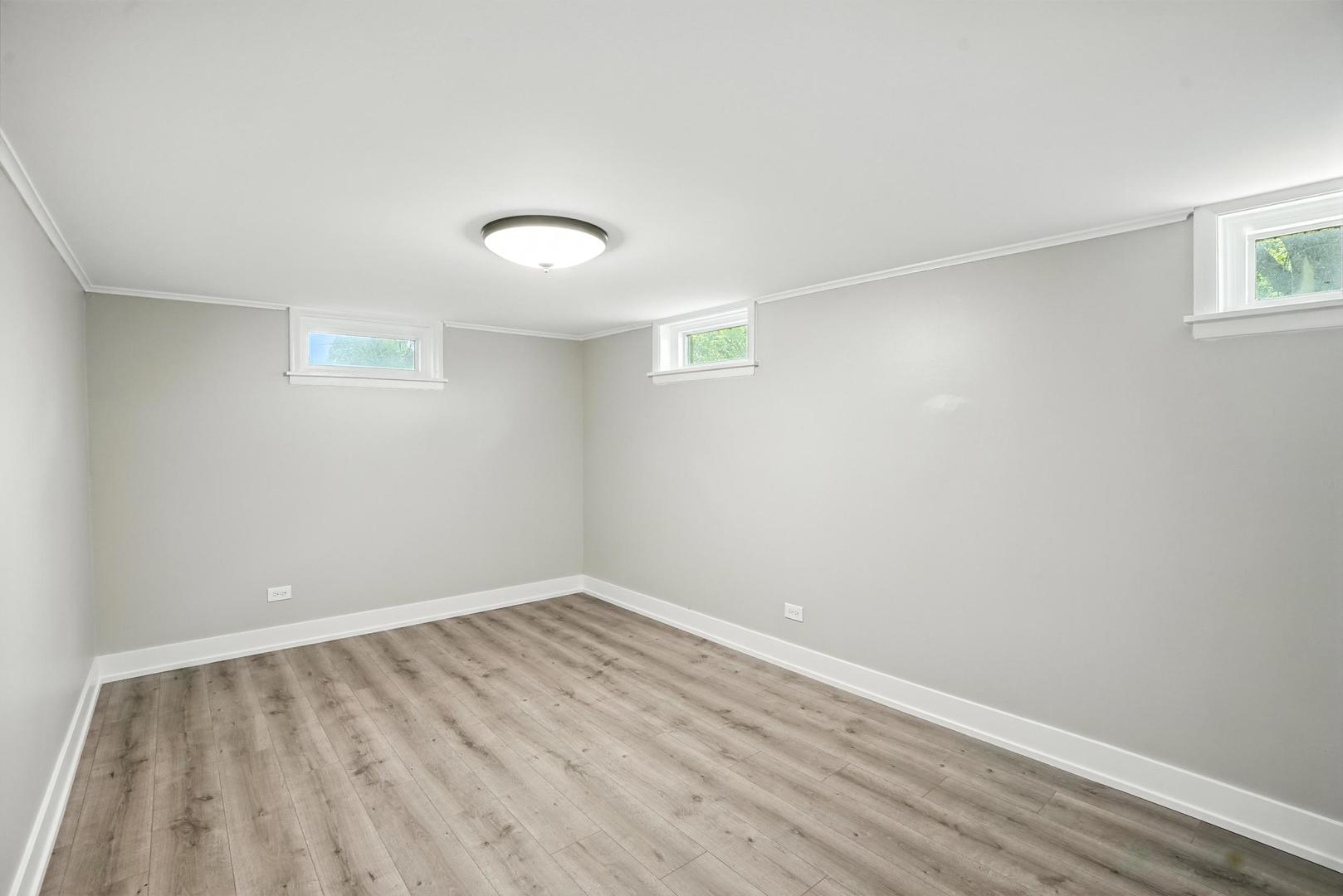 505 Betty Lane, South Holland, IL 60473