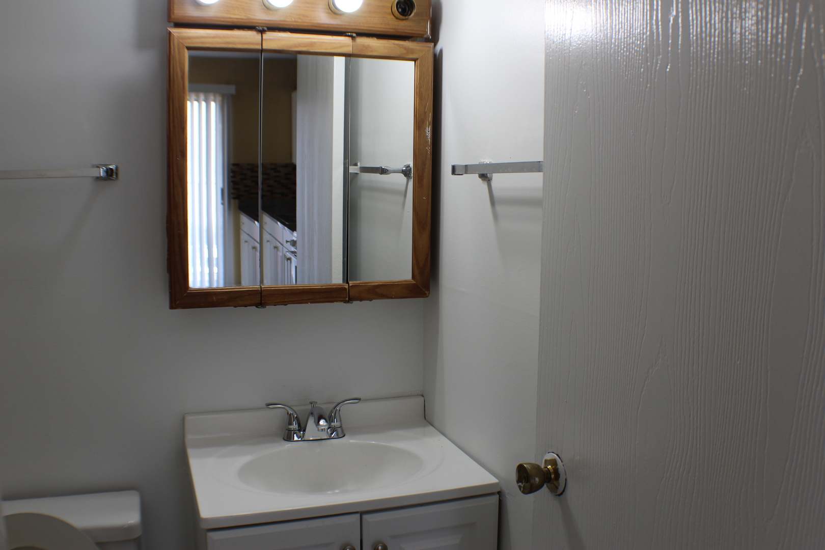 706 W IVANHOE Lane #2A, Mount Prospect, IL 60056