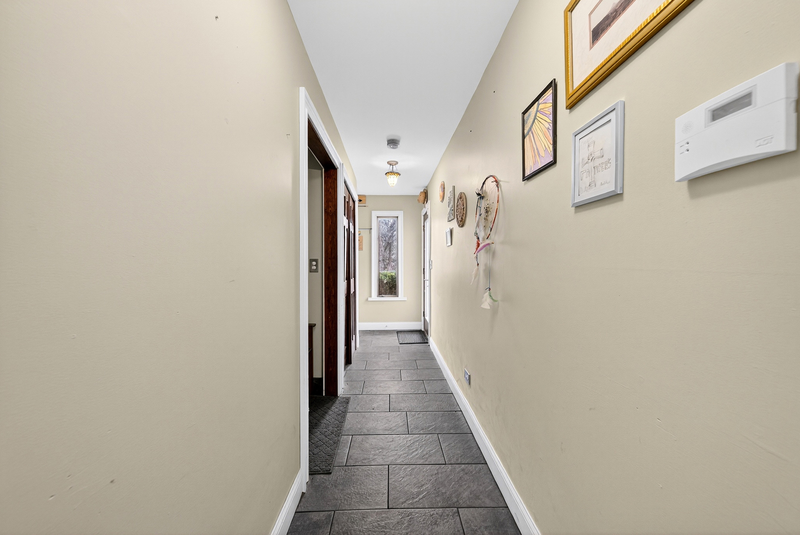 1404 Amy Lane, Libertyville, IL 60048