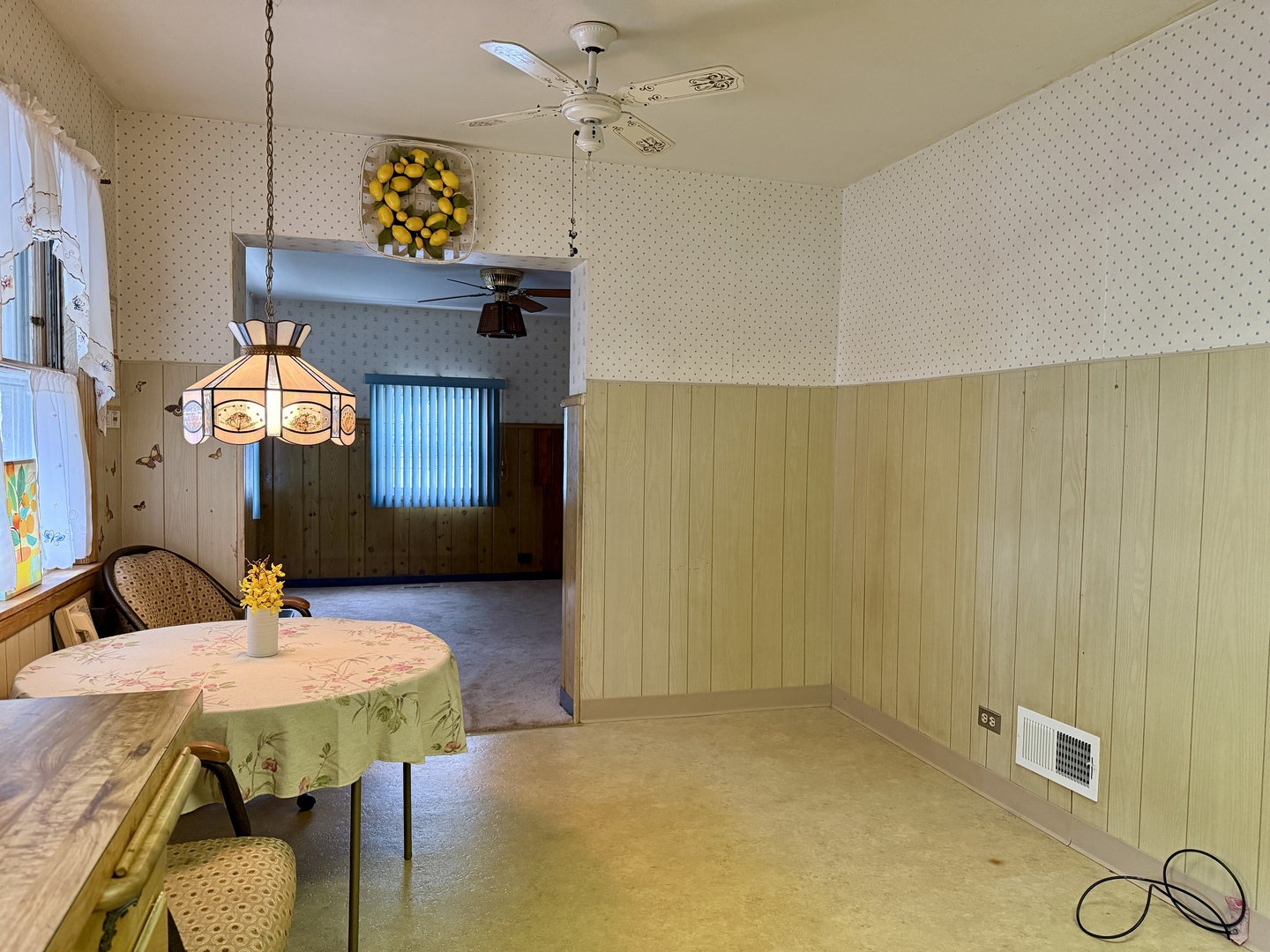 10416 S Sacramento Avenue, Chicago, IL 60655