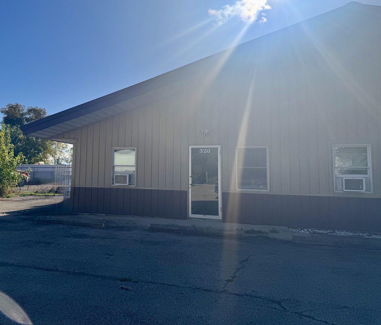 320 E Washington Street, Oswego, IL 60543