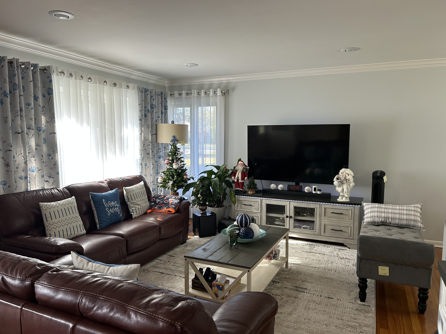 410 E Garwood Avenue, Mount Prospect, IL 60056