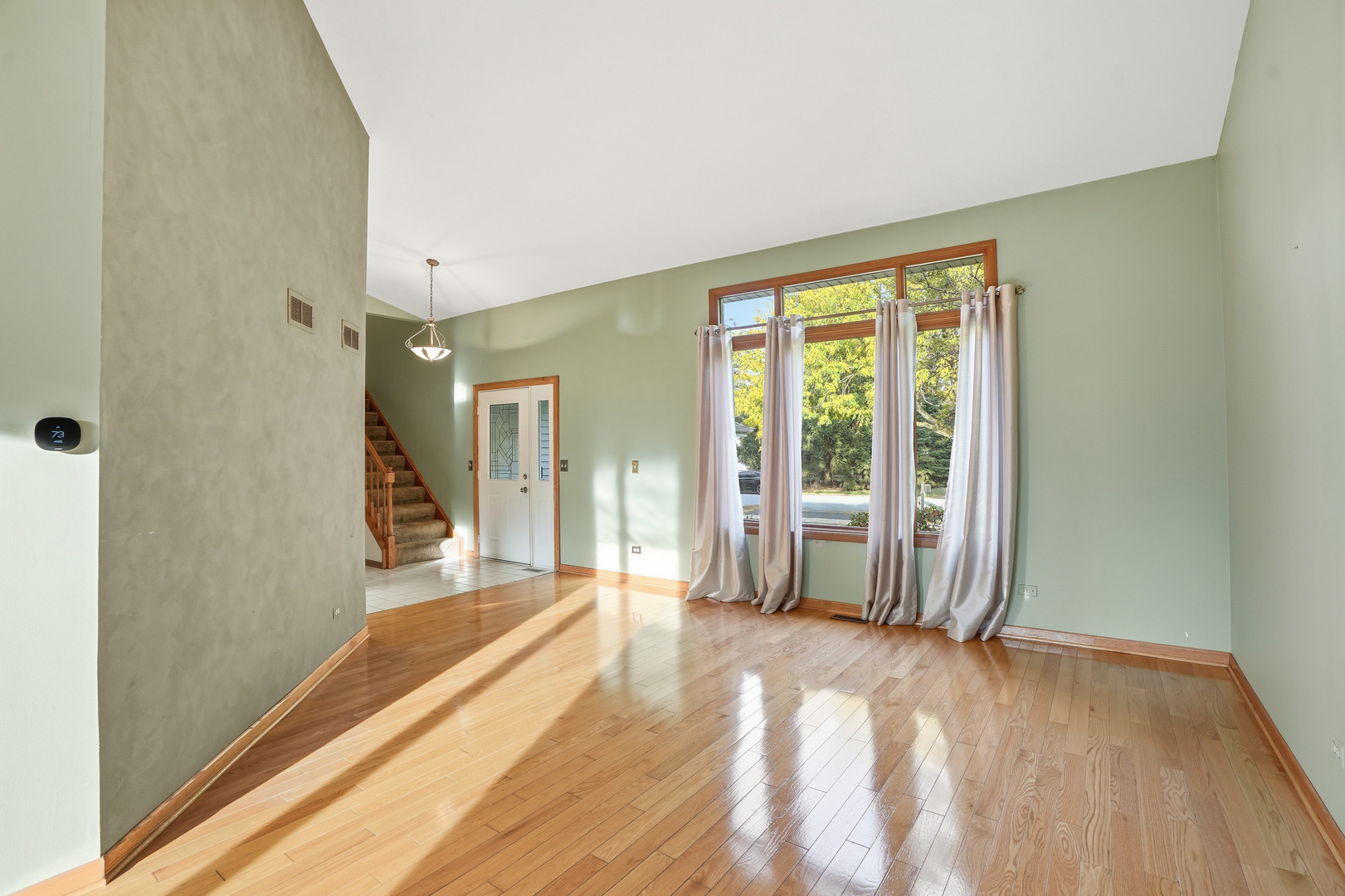 9312 S 77th Court, Hickory Hills, IL 60457