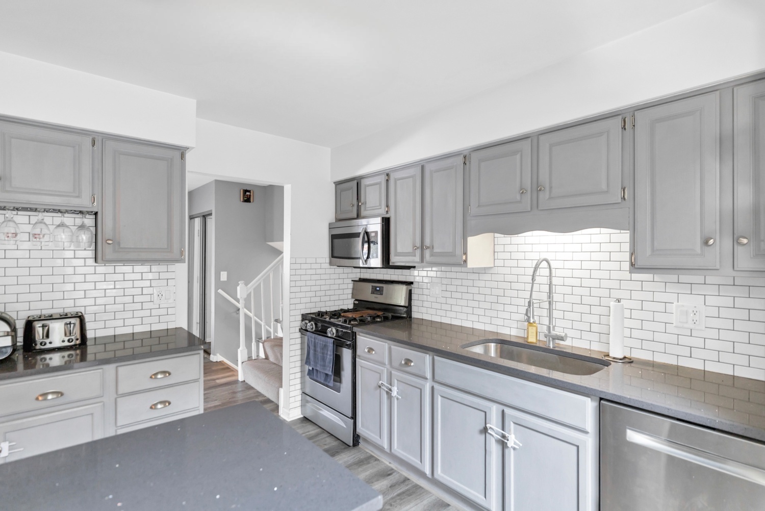 2315 Stepstone Lane, Hanover Park, IL 60133