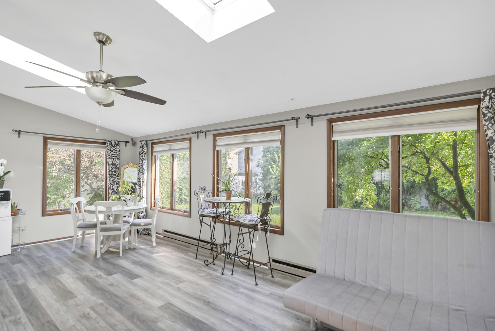 2315 Stepstone Lane, Hanover Park, IL 60133