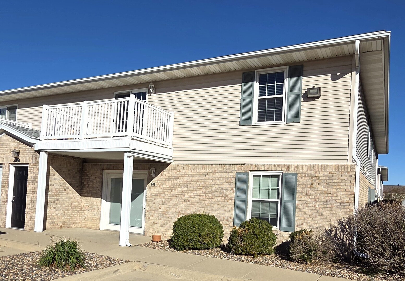 1040 Ekstam Drive #205, Bloomington, IL 61704