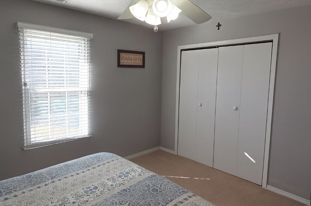 1040 Ekstam Drive #205, Bloomington, IL 61704