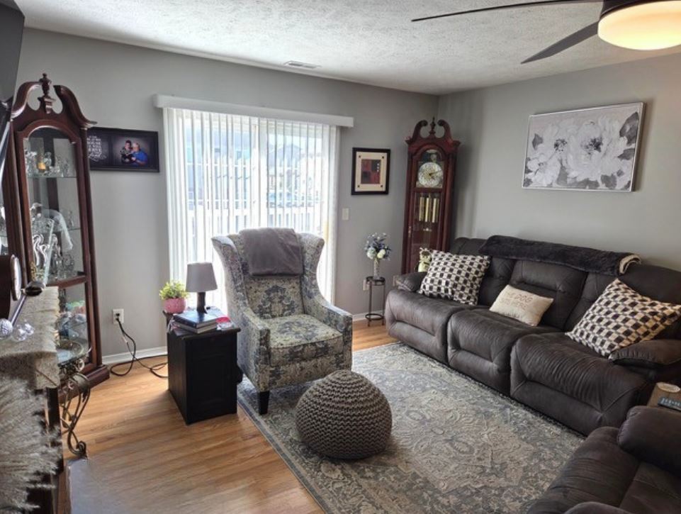 1040 Ekstam Drive #205, Bloomington, IL 61704