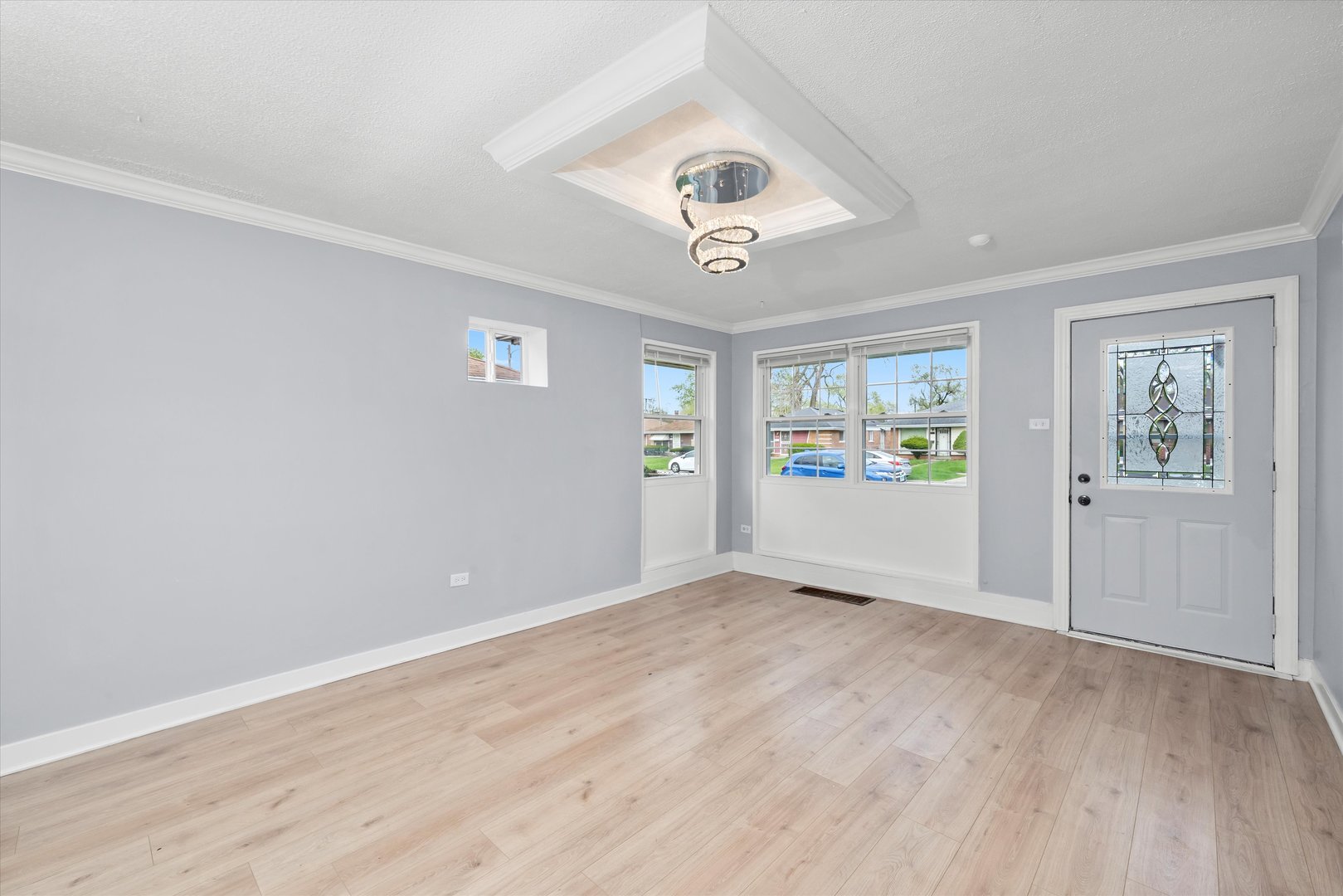 14728 Kenwood Avenue, Dolton, IL 60419