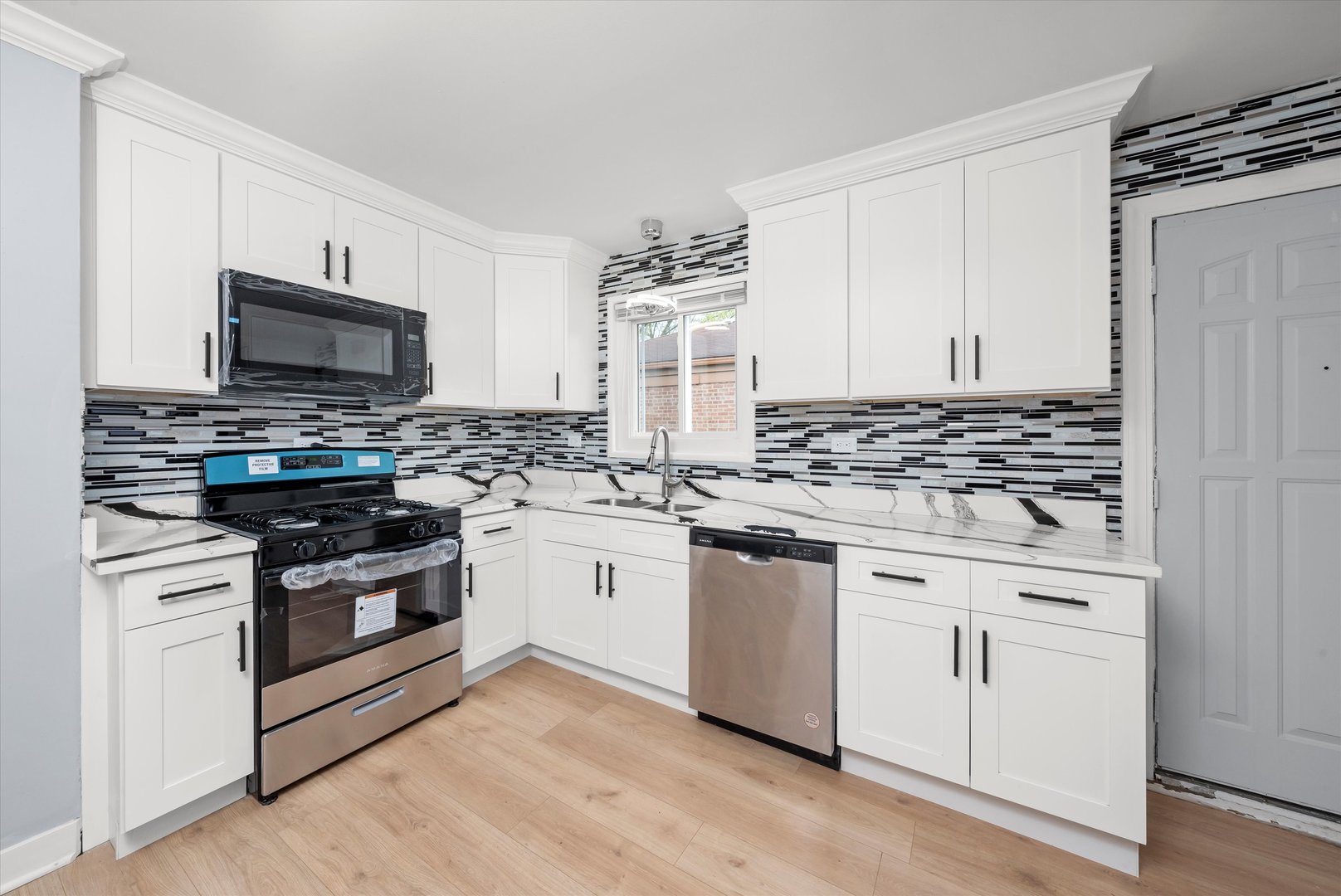 14728 Kenwood Avenue, Dolton, IL 60419