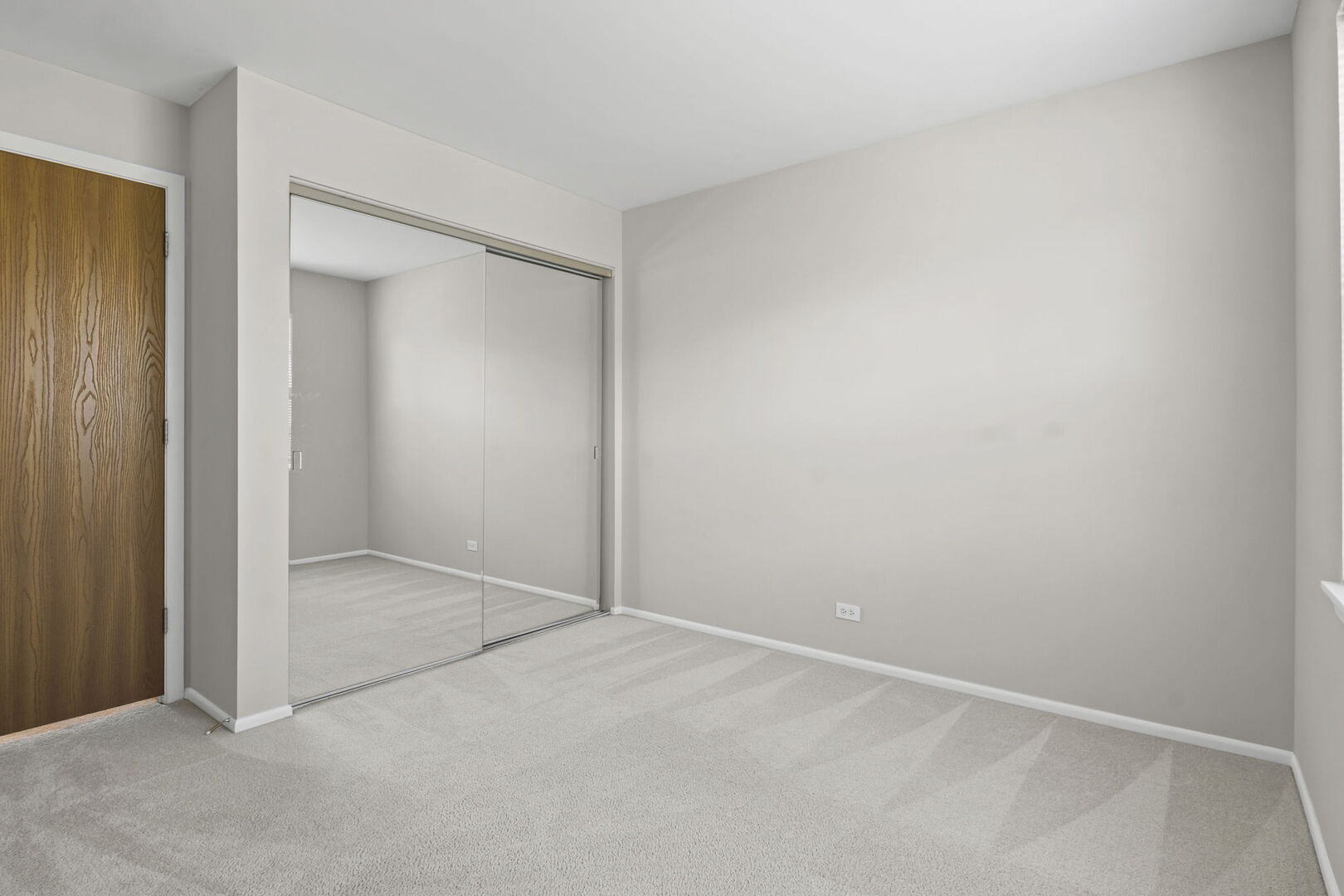 62 Beechmont Court #C, Schaumburg, IL 60193