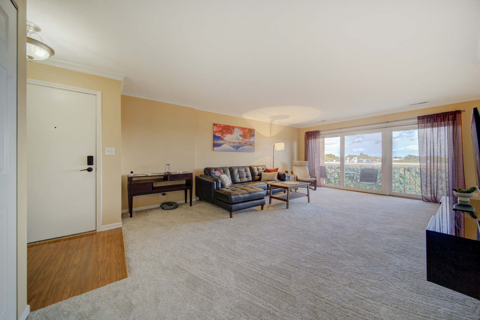 515 N Main Street #5F-S, Glen Ellyn, IL 60137
